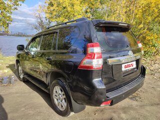 2010 Toyota Land Cruiser Prado 150 Series, чёрный, 2400000 рублей, вид 4