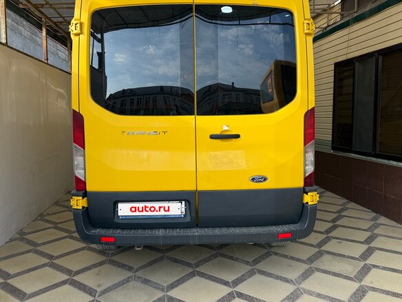 2017 Ford Transit, жёлтый, 2400000 рублей - вид 6