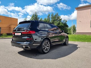 2020 BMW X7 M50i I (G07), чёрный, 8300000 рублей, вид 4