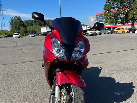 2005 Honda VFR 800, красный, 430000 рублей, вид 2