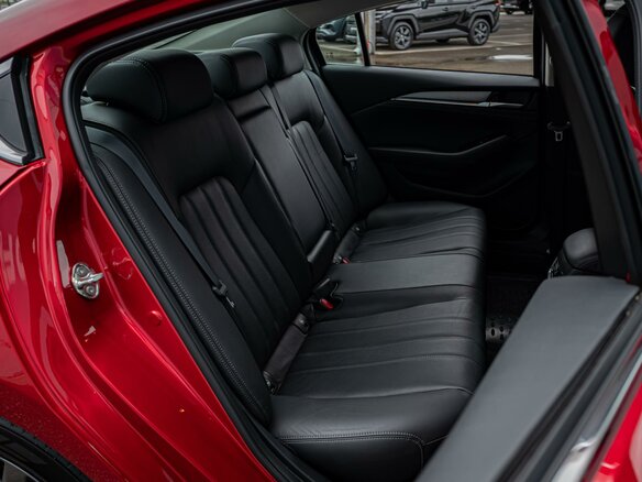 2023 Mazda 6 Atenza III (GJ) Рестайлинг 2, красный, 2770000 рублей - вид 6