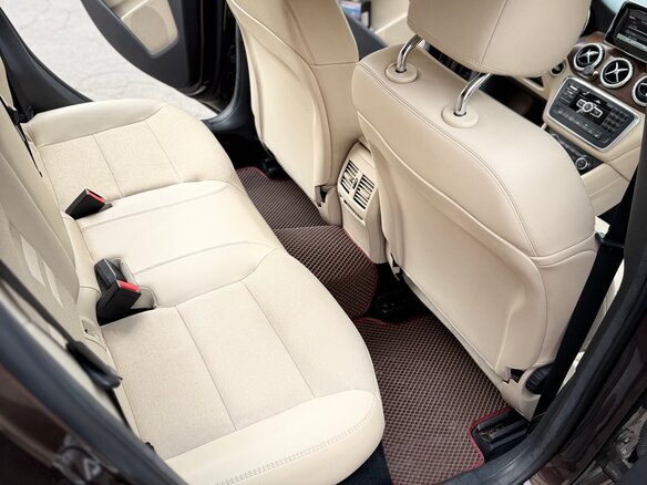 2014 Mercedes-Benz GLA 200 I (X156), коричневый - вид 6