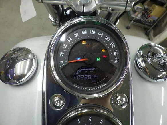 2020 Harley-Davidson Low Rider, белый, 1299000 рублей - вид 6