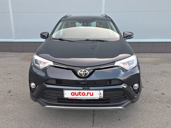 2017 Toyota RAV4 IV (XA40) Рестайлинг, серый, 2780000 рублей - вид 1