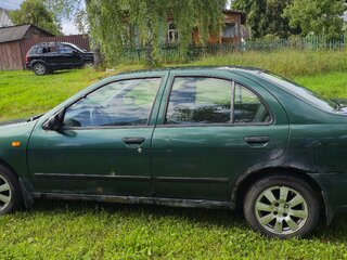 1998 Nissan Almera I (N15), зелёный, 130000 рублей, вид 4