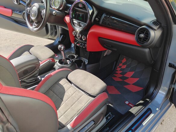 2018 Mini Hatch JCW III (F55/F56), серый, 5000000 рублей - вид 9