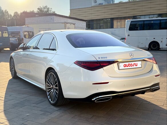 2020 Mercedes-Benz S-Класс 500 Long 4MATIC VII (W223), белый, 9800000 рублей - вид 3