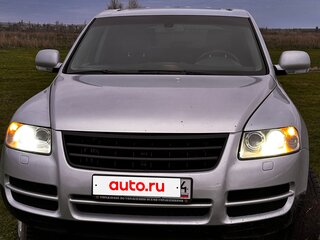2004 Volkswagen Touareg I, серебристый, 800000 рублей, вид 2