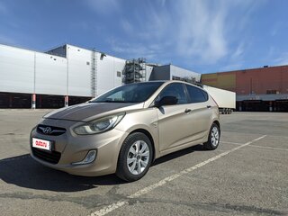 2012 Hyundai Solaris I, бежевый, 650000 рублей, вид 1