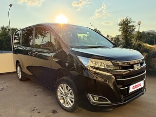 2019 Toyota Noah III (R80) Рестайлинг, чёрный, 2550000 рублей, вид 2