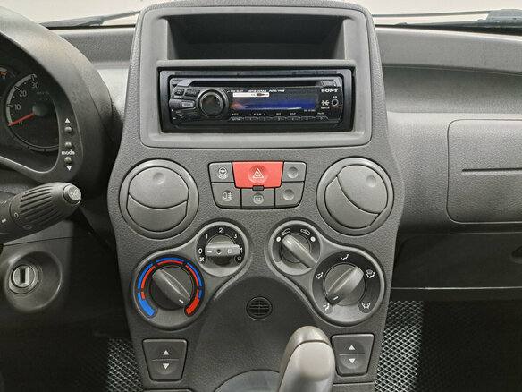 2010 Fiat Panda II, фиолетовый, 399000 рублей - вид 14
