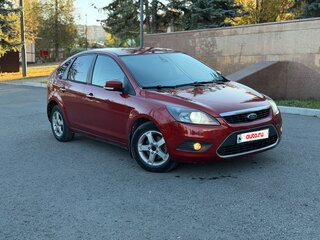 2010 Ford Focus II Рестайлинг, красный, 439000 рублей, вид 3