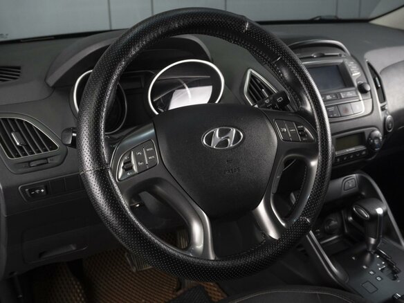 2015 Hyundai ix35 I Рестайлинг, белый, 1650000 рублей - вид 10