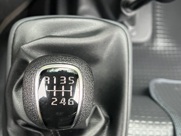 2023 Kia Bongo, белый, 3930000 рублей - вид 9