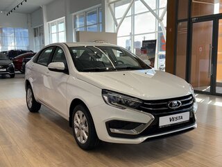 2026 Lada (ВАЗ) Vesta I Рестайлинг (NG), белый, 1860000 рублей, вид 3