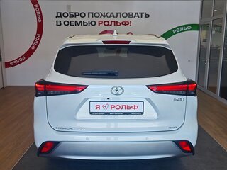 2026 Toyota Highlander IV (XU70), белый, 5700000 рублей, вид 3