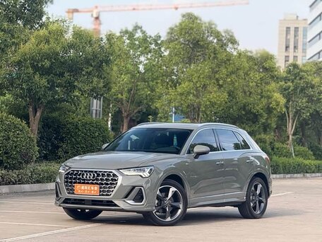 2022 Audi Q3 35 TFSI II (F3), серый, 2040000 рублей, вид 1