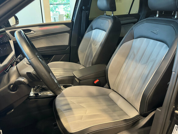 2023 Volkswagen Tayron I Рестайлинг, чёрный, 3600000 рублей - вид 12