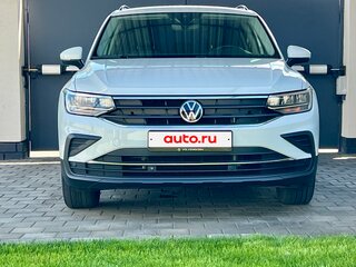 2021 Volkswagen Tiguan II Рестайлинг, белый, 2800000 рублей, вид 1
