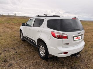 2014 Chevrolet TrailBlazer II, белый, 1900000 рублей, вид 5