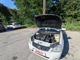 2014 Lada (ВАЗ) Priora I Рестайлинг, белый, 370000 рублей, вид 2