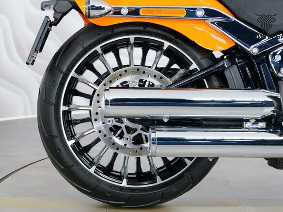 2023 Harley-Davidson Breakout, оранжевый, 2449000 рублей - вид 8