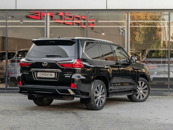 2019 Lexus LX 570 III Рестайлинг 2, чёрный, 6500000 рублей - вид 3