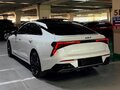 2023 Kia K5 III Рестайлинг, белый, 3130000 рублей - вид 2