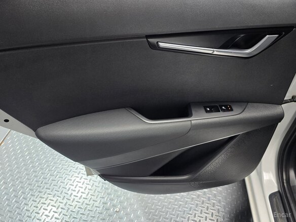 2023 Kia Niro II, белый, 2363000 рублей - вид 22