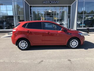 2014 Kia Rio III, красный, 639000 рублей, вид 4