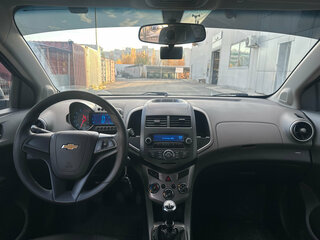 2014 Chevrolet Aveo II, серый, 650000 рублей, вид 5