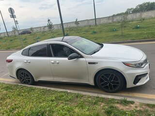 2019 Kia Optima IV Рестайлинг, белый, 1999999 рублей, вид 2