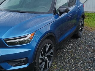 2021 Volvo XC40 I, синий, 3500000 рублей, вид 1