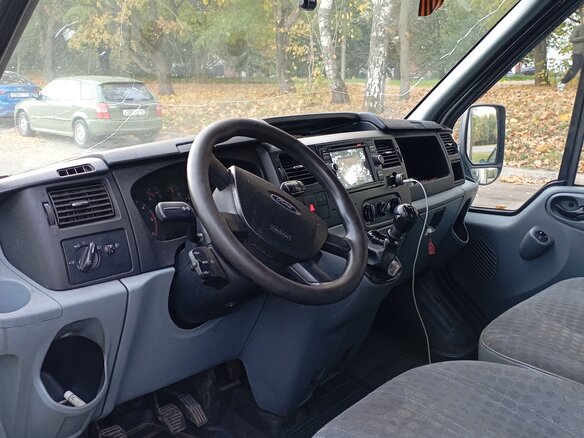2010 Ford Transit, серебристый, 1150000 рублей - вид 11