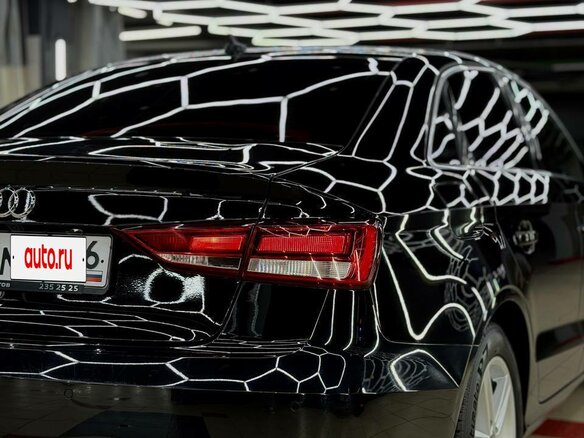 2019 Audi A3 III (8V) Рестайлинг, чёрный, 2200000 рублей - вид 3