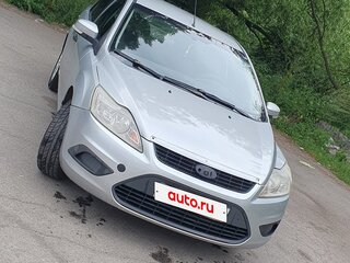 2009 Ford Focus II Рестайлинг, серебристый, 300000 рублей, вид 1
