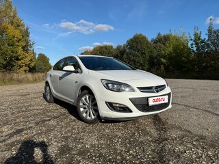 2013 Opel Astra J Рестайлинг, белый, 690000 рублей, вид 2
