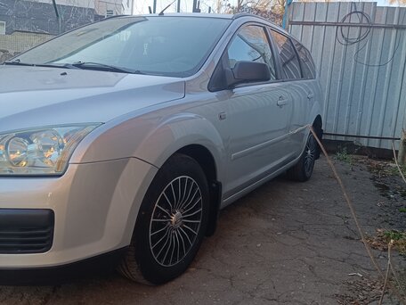 2006 Ford Focus II, серебристый, 550000 рублей, вид 2