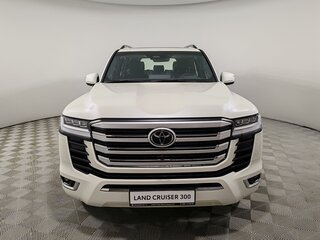 2026 Toyota Land Cruiser 300 Series, белый, 16500000 рублей, вид 2