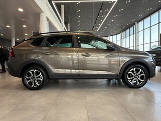2026 Lada (ВАЗ) Iskra SW Cross, коричневый, 1847000 рублей, вид 4