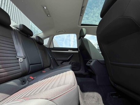 2023 Volkswagen Lavida III Рестайлинг, белый, 1559052 рублей, вид 5