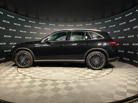 2025 Mercedes-Benz GLC 300 II (X254), чёрный, 9000000 рублей, вид 3