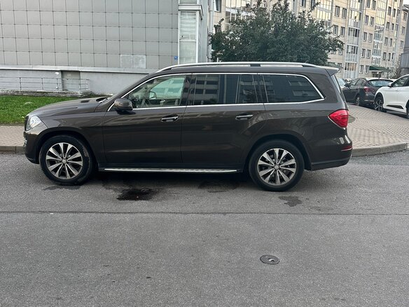 2015 Mercedes-Benz GL-Класс 350 II (X166), коричневый, 2600000 рублей - вид 4
