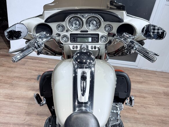 2009 Harley-Davidson CVO Street Glide, оранжевый, 1299000 рублей - вид 28