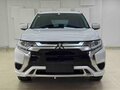 2022 Mitsubishi Outlander III Рестайлинг 3, белый, 1800000 рублей - вид 1