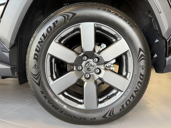 2026 Toyota RAV4 VI (XA60), чёрный - вид 12
