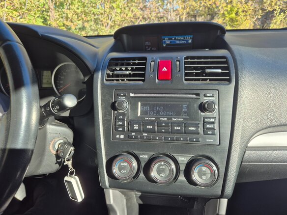 2013 Subaru Forester IV, серый, 1330000 рублей - вид 8