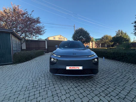 2023 Xpeng G9 650, серый, 5100000 рублей, вид 2
