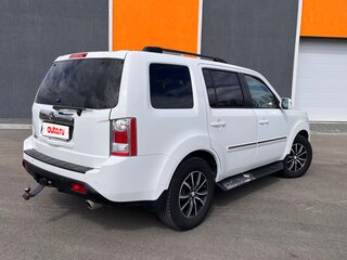 2011 Honda Pilot II Рестайлинг, белый, 1480000 рублей, вид 4