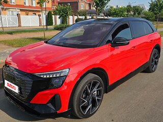 2022 Audi Q5 e-tron 50, красный, 6950000 рублей, вид 1
